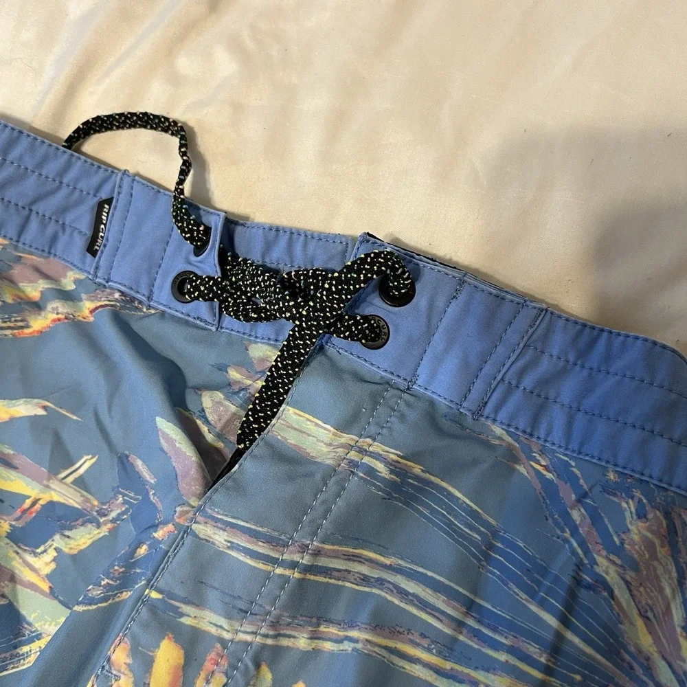 N/A preowned ripcurl